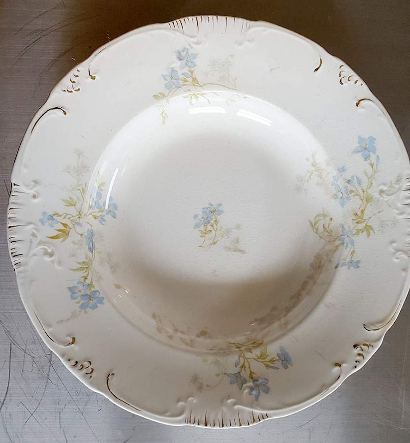 Lisbon Large Rim Soup Bowl by Alfred Meakin-1