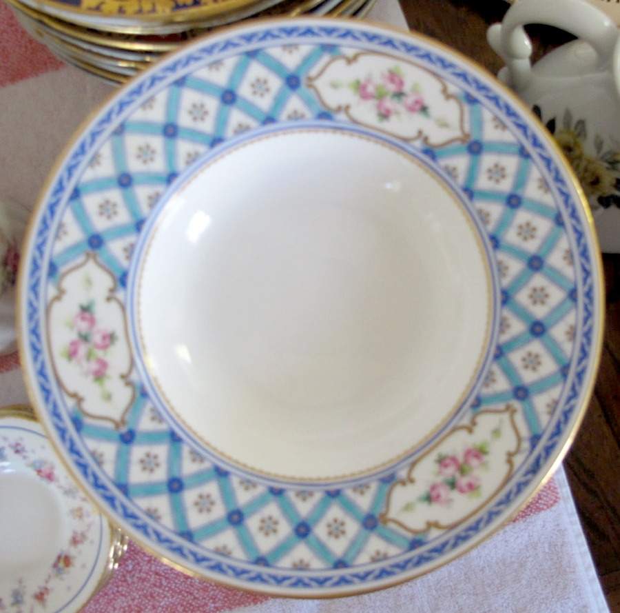 H3021 Rim Soup Bowl by Minton-1