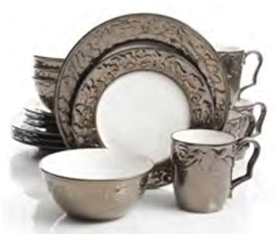 Bronze Metallic Dinner Plate by Meritage-1