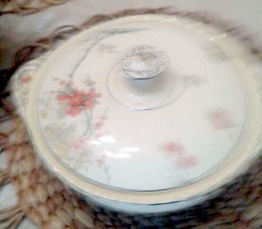 Evangeline Round Covered Vegetable by Myott Staffordshire-1
