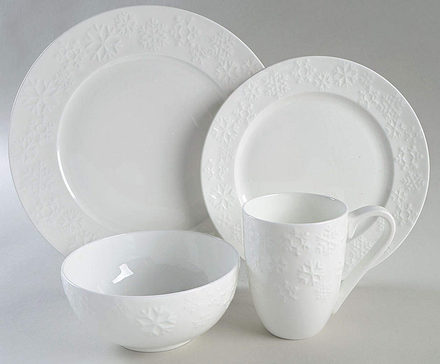 Winter Park 4 Piece Place Setting by Mikasa-1