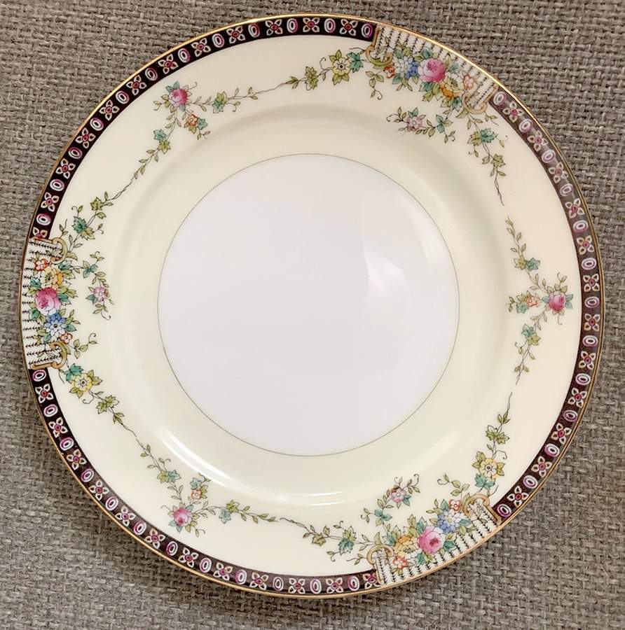 Sydney Dinner Plate by Meito-1
