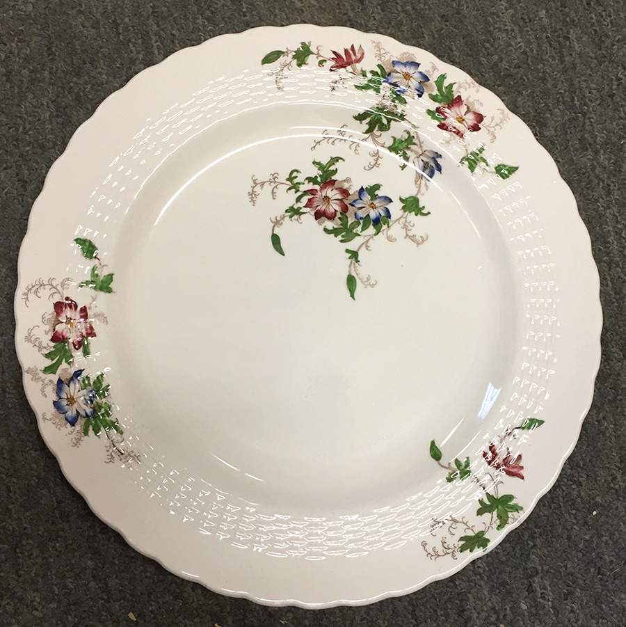 Ursula Dinner Plate by Minton-1