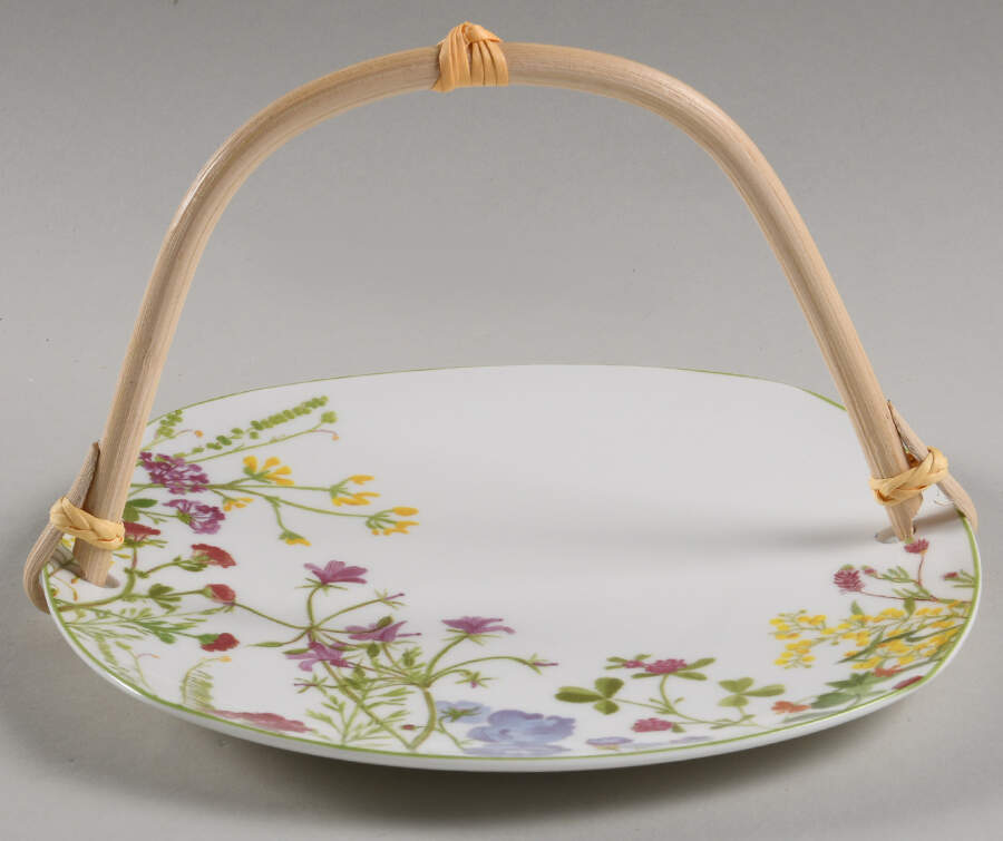 Wildflower Garden 5 3/8"-5 5/8" Bamboo Handled Serving Plate  HC by Mikasa-1