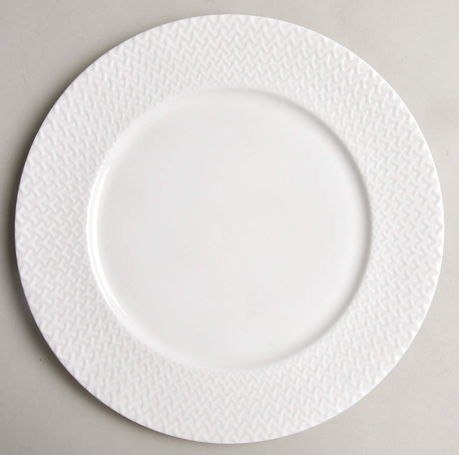 Lattice Dinner Plate by Mikasa-1