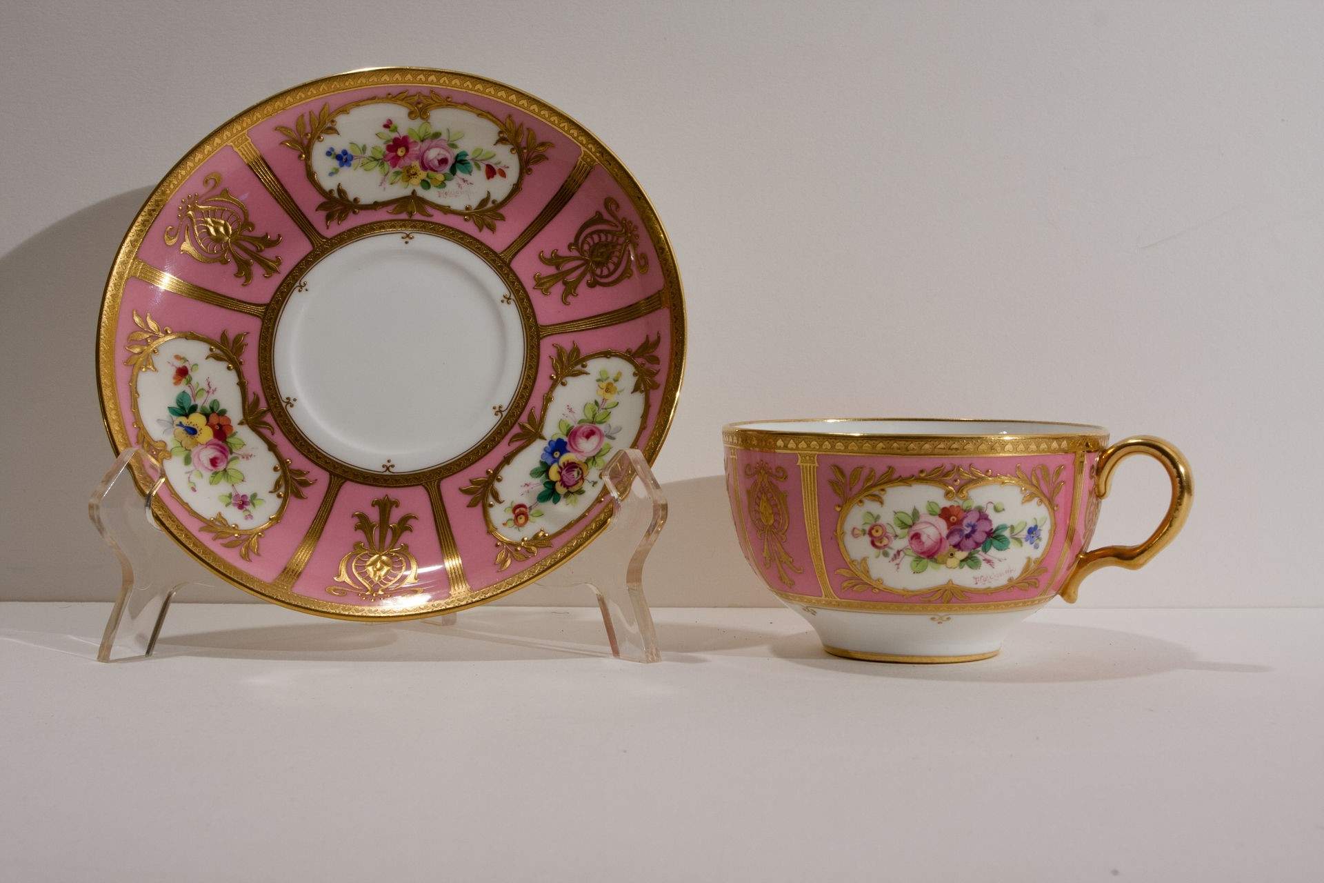 H3306 Flat Cup & Saucer Set by Minton-1