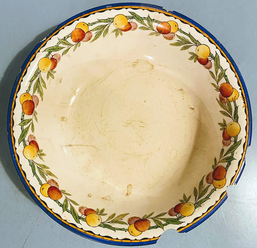 C4931 9" Round Vegetable Bowl by Minton-1