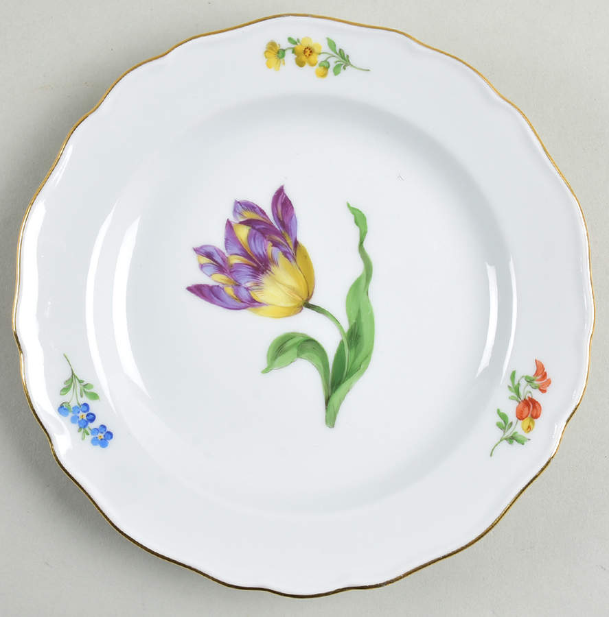 22C Dessert/Pie Plate by Meissen (Germany)-1
