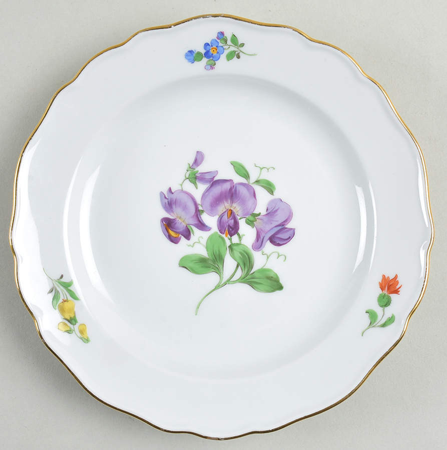 22C Dessert/Pie Plate by Meissen (Germany)-1