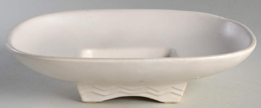 1301 10" Planter by Nelson McCoy-1