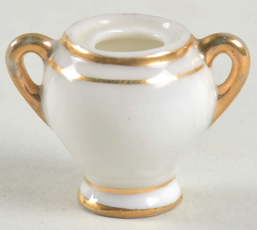 M8Y1 Child's Sugar Bowl No Lid by Maruyama-1