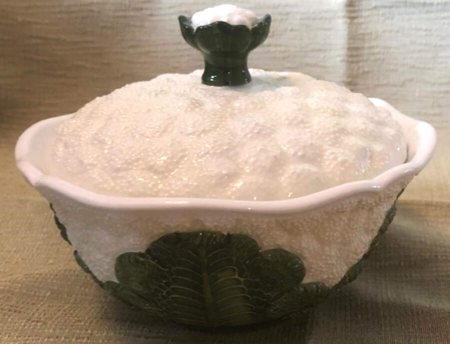 Cauliflower Sugar Bowl & Lid by Mottahedeh-1