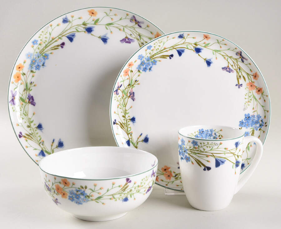 Quinn 32 Piece Estate Set by Mikasa-1