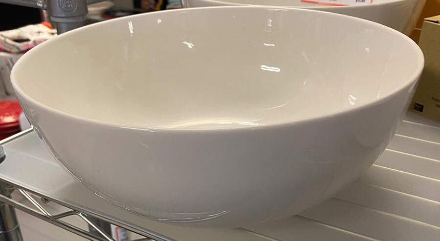 MTW60 9" Round Vegetable Bowl by Martha Stewart-1