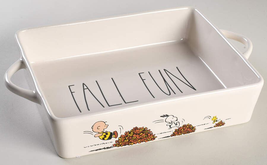 Peanuts 11" Rectangular Baker by Magenta-1