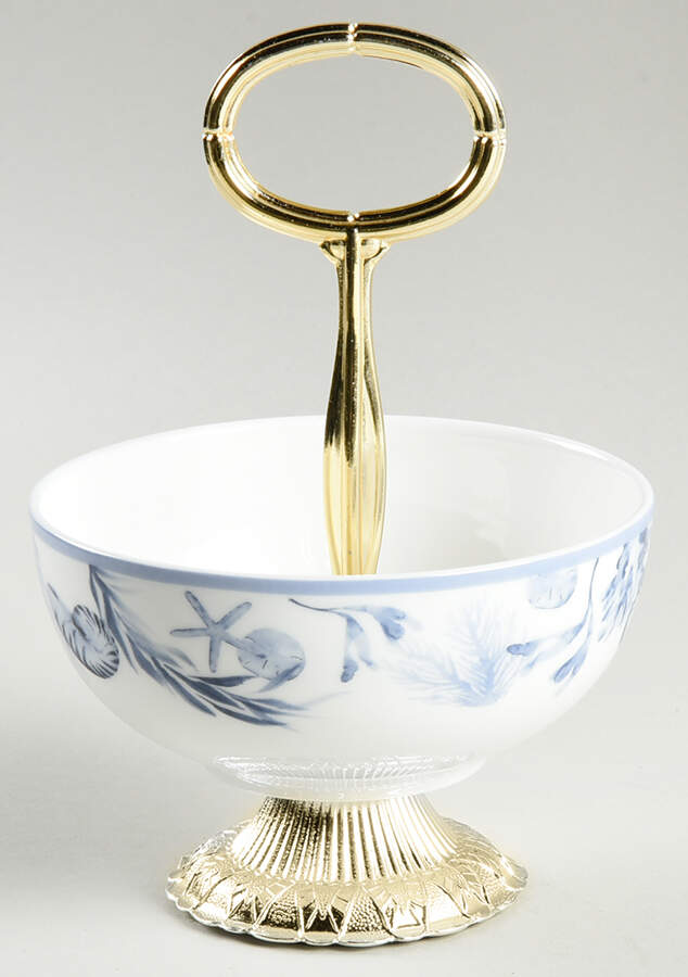 Seahorse Bay 6"-7" Handled Footed Nut Dish HC by Mikasa-1