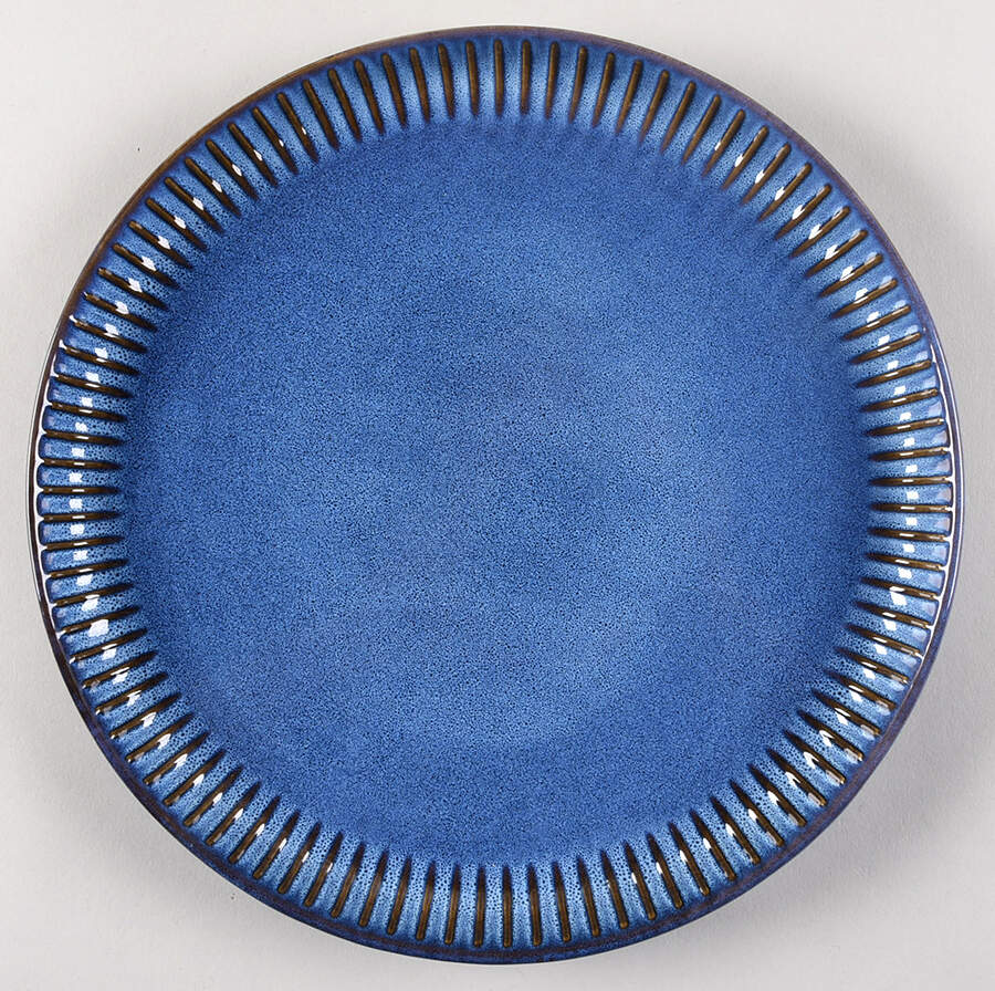Ridge Dinner Plate by Maison Neuve-1