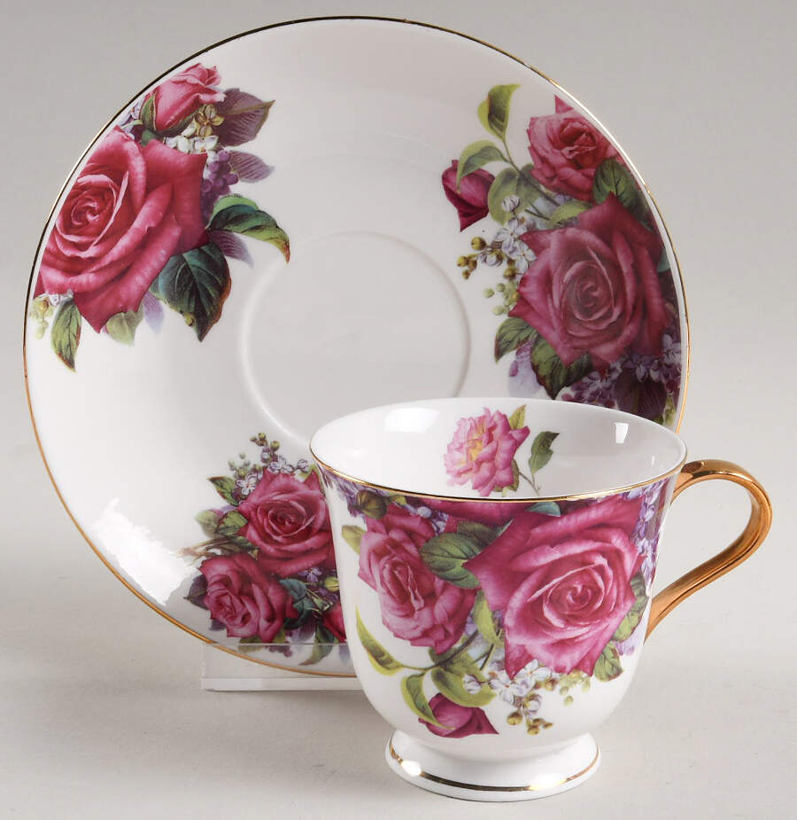 MSS257 Footed Cup & Saucer Set by Meissen (Germany)-1