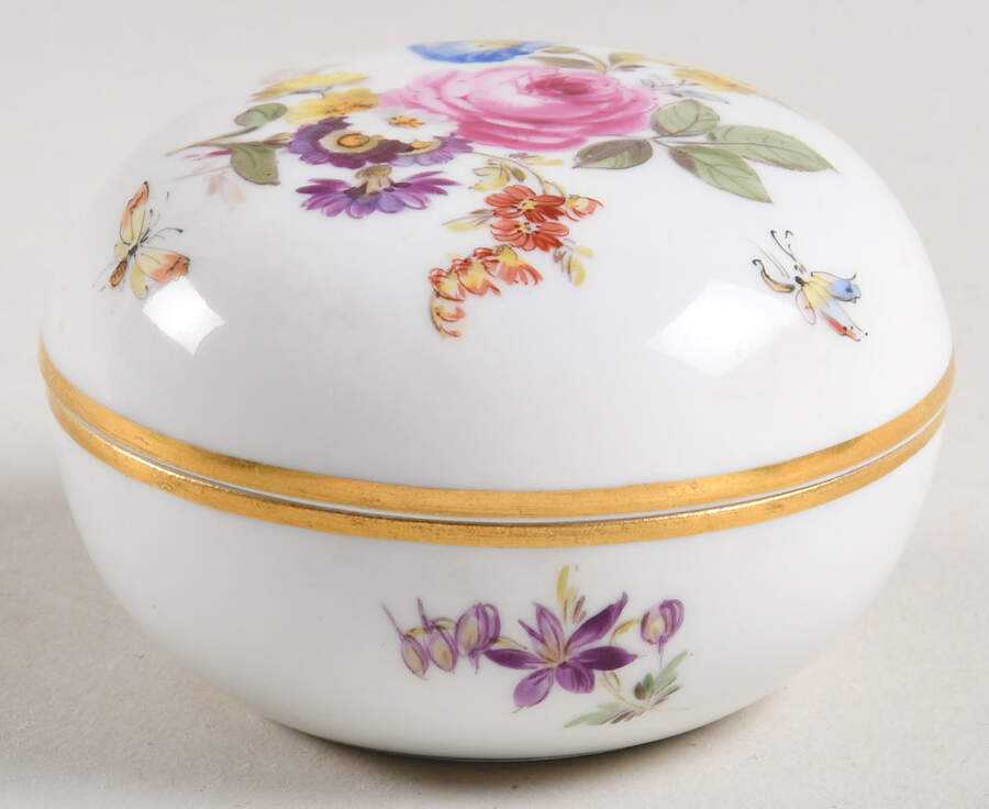 MSS257 3" Round Box & Lid by Meissen (Germany)-1