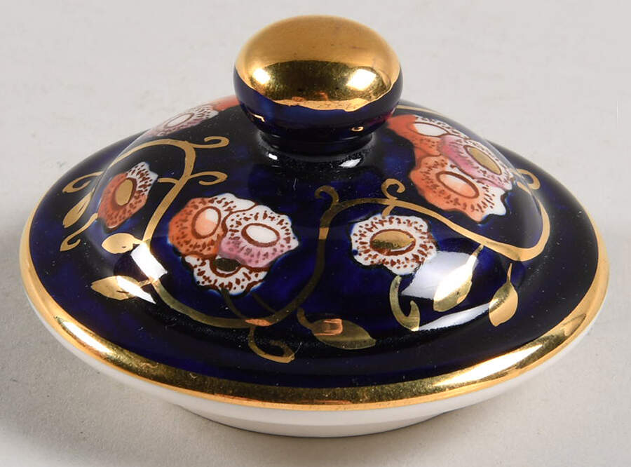 Penang Lid for Tea Caddy by Mason's-1