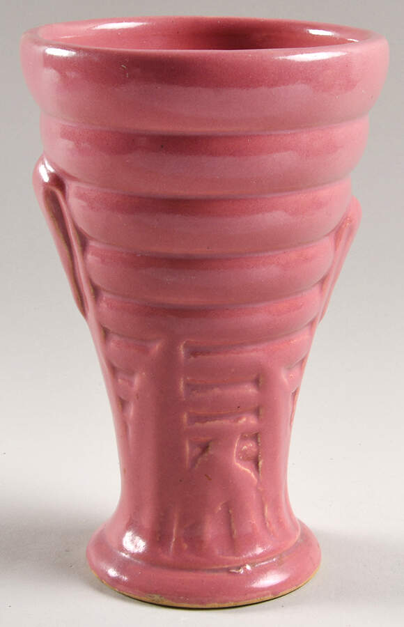 528 8" Vase by Nelson McCoy-1