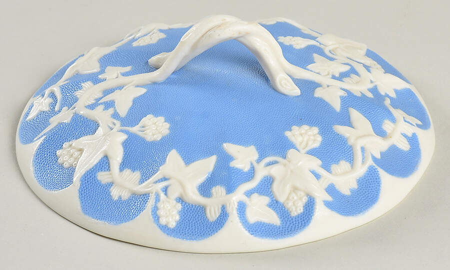 Parian Ware Lid for Sauce Boat by T J & J Mayer (England)-1