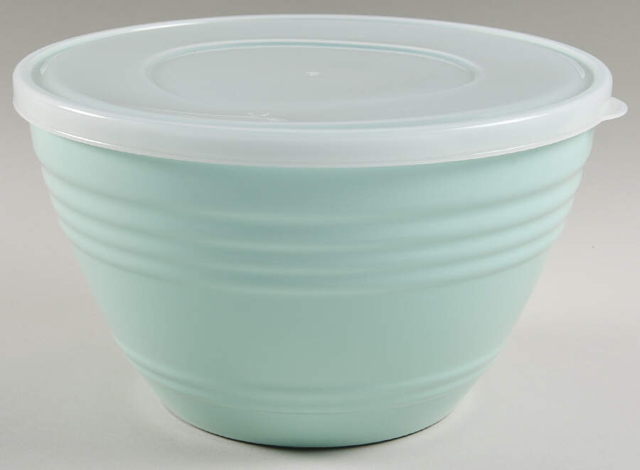 Hoyt-Martha Blue 8" Mixing Bowl & Plastic Lid (MB8 & MB8PL) by Martha Stewart-1