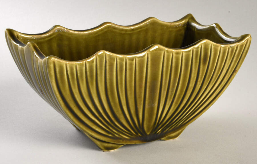 667 8" Rectangular Planter by Nelson McCoy-1