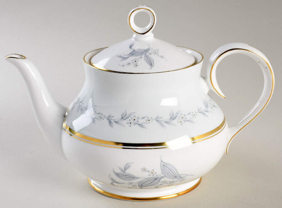 Morning Mist (Smooth) Teapot & Lid by Northumbria-1