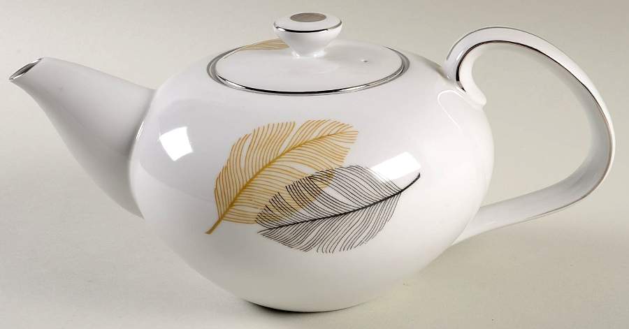 Barclay Teapot & Lid by Narumi-1