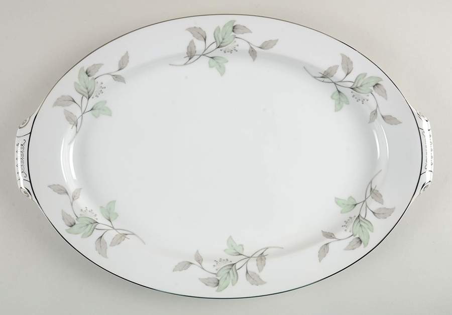 Carole 17" Oval Serving Platter by Narumi-1