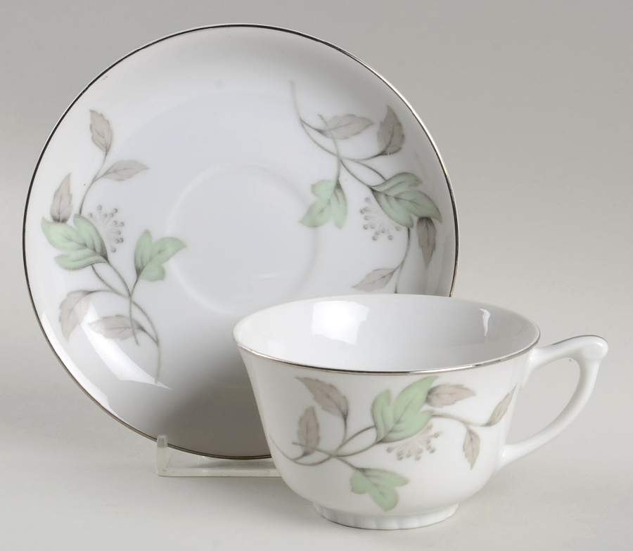 Carole Flat Cup & Saucer Set by Narumi-1