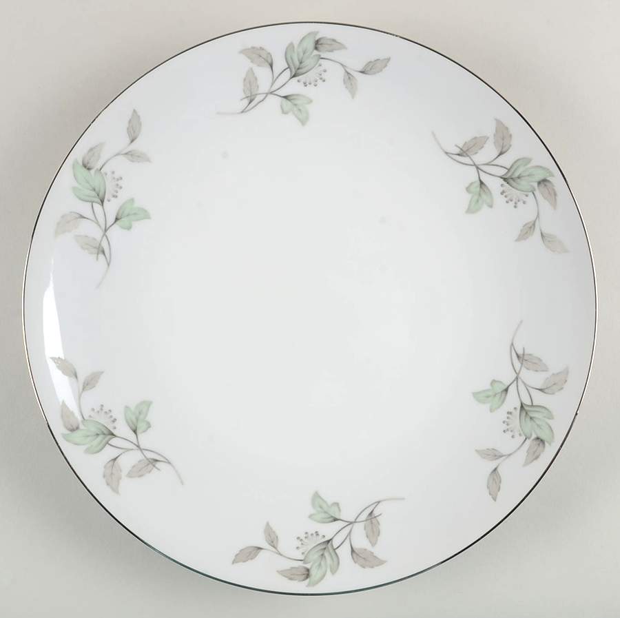Carole 12" Chop Plate (Round Platter) by Narumi-1