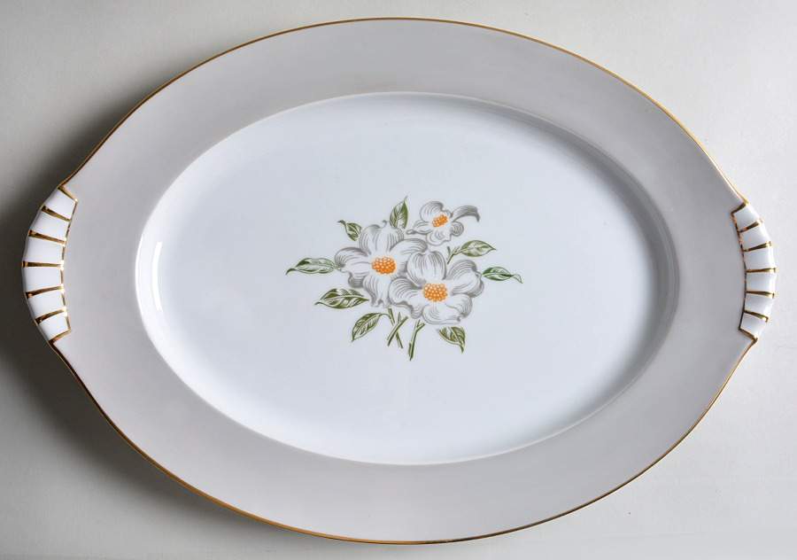 Dogwood 17" Oval Serving Platter by Narumi-1