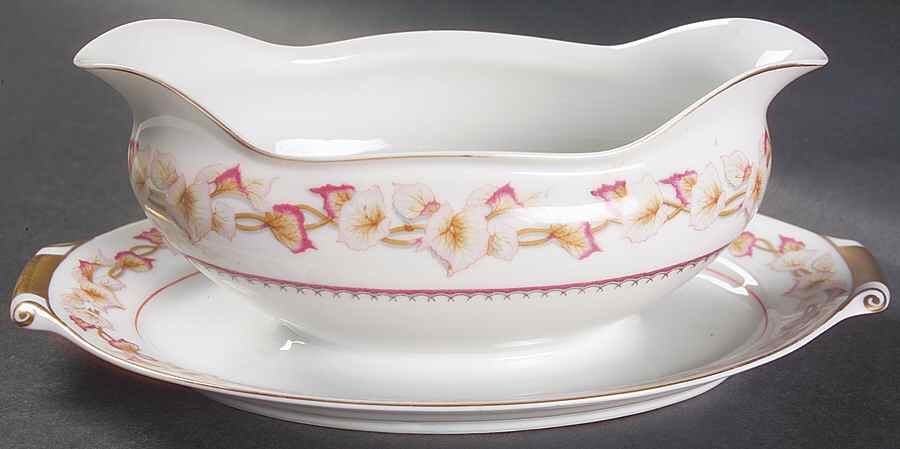 Hartford Gravy Boat with Attached Underplate by Narumi-1