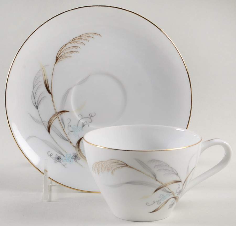 Laura Flat Cup & Saucer Set by Narumi-1