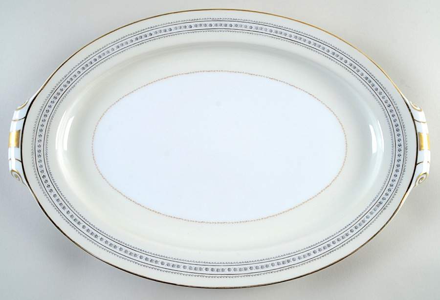 Laurel 17" Oval Serving Platter by Narumi-1