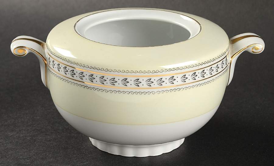 Laurel Sugar Bowl No Lid by Narumi-1