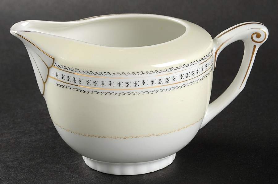 Laurel Creamer by Narumi-1