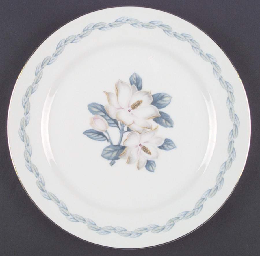 Magnolia Dinner Plate by Narumi-1