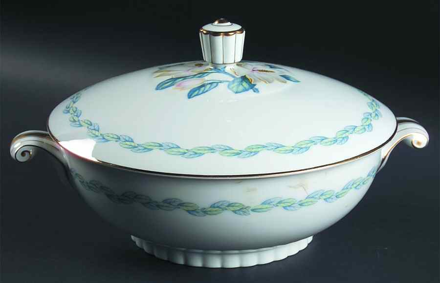 Magnolia Round Covered Vegetable by Narumi-1