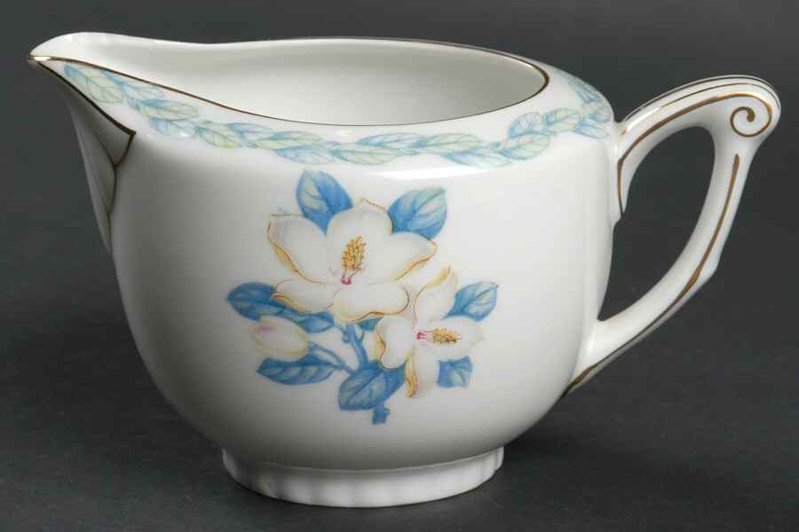 Magnolia Creamer by Narumi-1