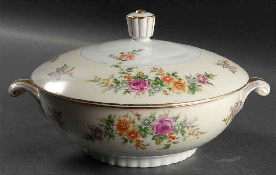 Merivale Round Covered Vegetable by Narumi-1
