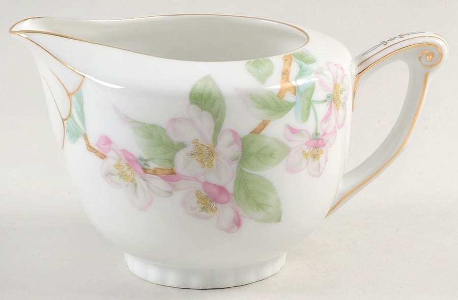 Mountain Cherry Creamer by Narumi-1