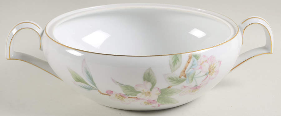 Mountain Cherry Round Vegetable No Lid by Narumi-1