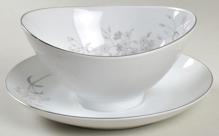 Olinda Gravy Boat with Attached Underplate by Narumi-1