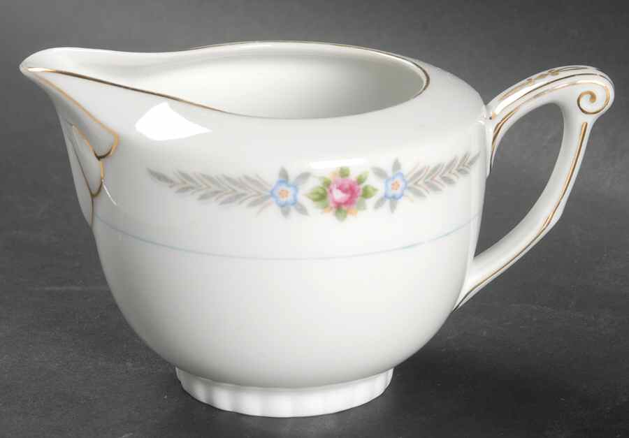 Olive Leaves Creamer by Narumi-1