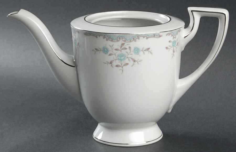 Phoebe Teapot No Lid by Narumi-1
