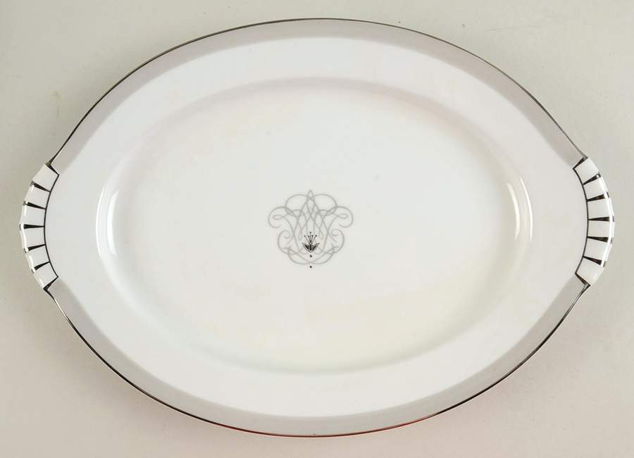 Princess 12" Oval Serving Platter by Narumi-1