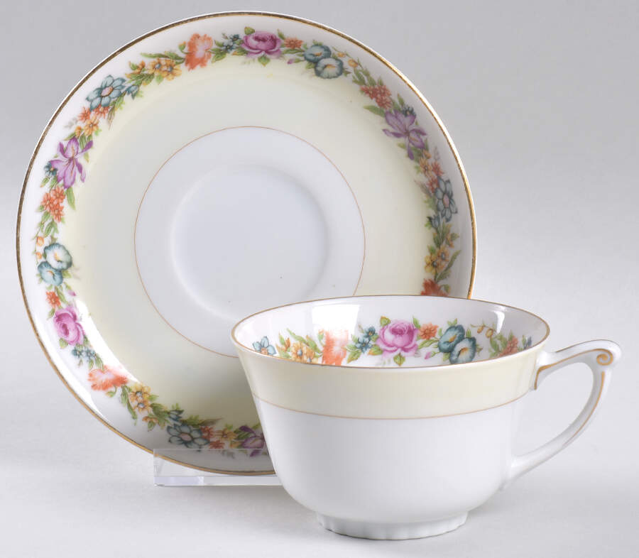 Stratford Footed Cup & Saucer Set by Narumi-1